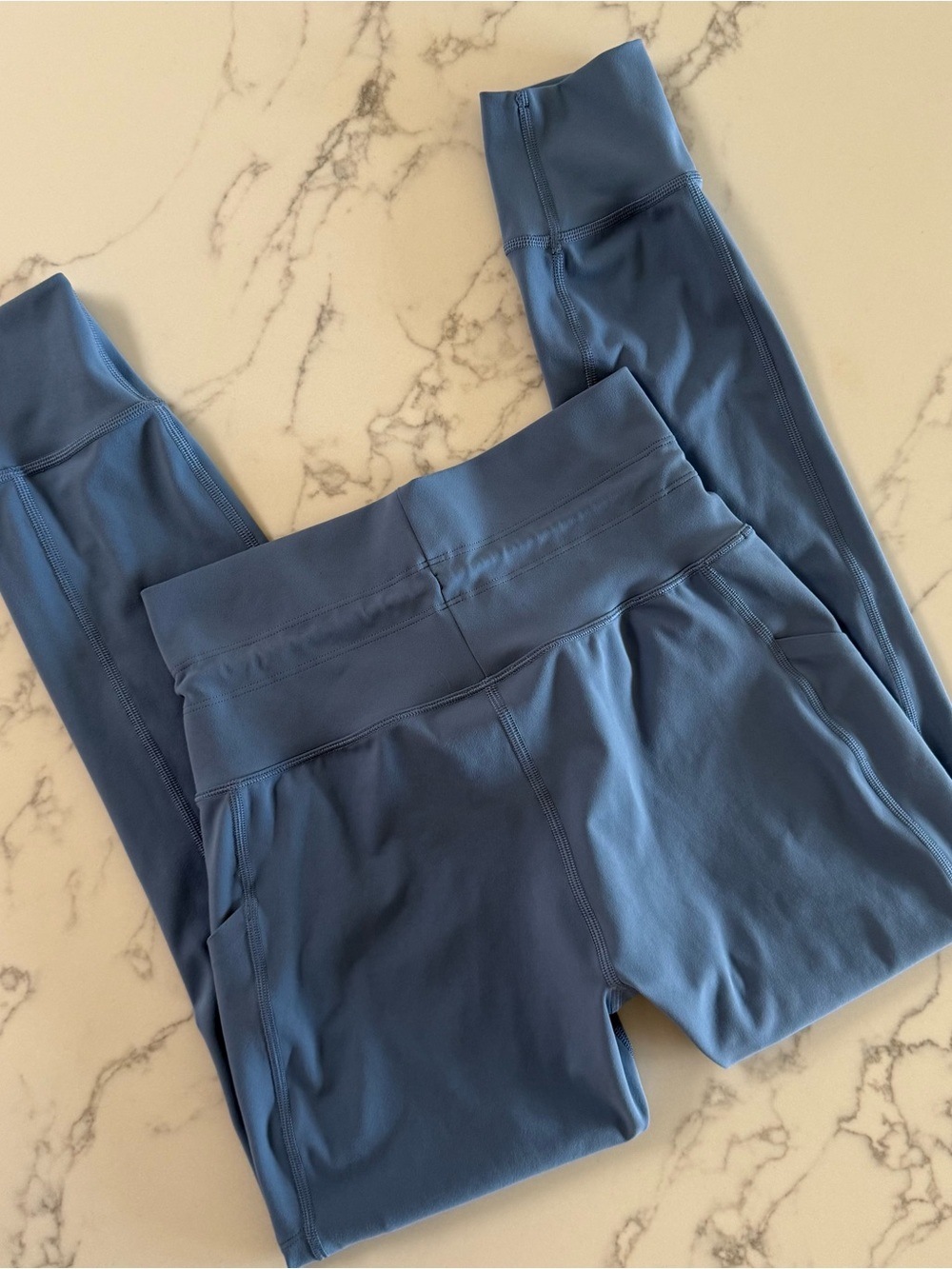 Vuori Daily Pocket Legging - Light French Blue - Size Small - Picture 3 of 7